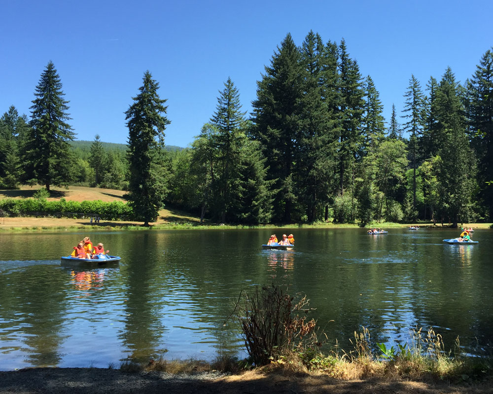 Pedal around Mirror Lake